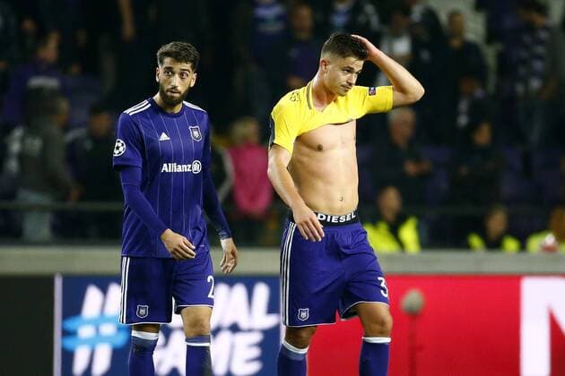 ANDERLECHT, BELGIUM - OCTOBER 18 : Leander Dendoncker midfielder of RSC Anderlecht and Josue Sa defender of RSC FOOTBALL : RSC Anderlecht vs Paris Saint Germain - Ligue des Champions - 18 10 2017 PhotoNews Panoramic  775030940
