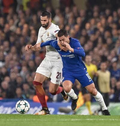 October 18, 2017 - London, United Kingdom - Eden Hazard of Chelsea is challenged by Maxime Gonalons of Roma during the UEFA Champions League match between Chelsea v AS Roma at Stamford Bridge Stadium, London, United Kingdom on 18 October 2017. Chelsea v AS Roma - UEFA Champions League  - ZUMAn230 20171018_zaa_n230_422 Copyright: xGiuseppexMaffiax