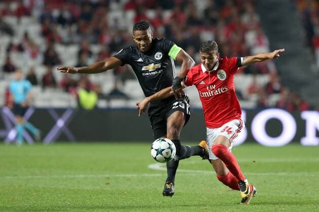 October 18, 2017 - Lisbon, Portugal - Manchester United ManU s Ecuadorian defender Antonio Valencia (R ) fights for the ball with Benfica s Portuguese midfielder Diogo Goncalves during the UEFA Champions League football match SL Benfica vs Manchester United at the Luz stadium in Lisbon, Portugal on October 18, 2017. Photo: UEFA Champions League football match SL Benfica vs Manchester United - ZUMAf123 20171018_zap_f123_006 Copyright: xPedroxFiuzax