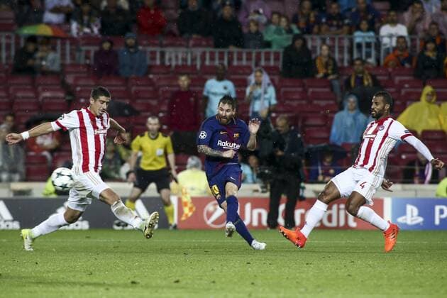 BARCELONA, SPAIN - OCTOBER 18: UEFA Champions League, Group Stage Matchday 3, Barcelona v Olympiacos, Camp Nou (photo by Nikos Mitsouras Reporter Media) SPO  Copyright: xNikosxMitsourasx xReporterxMediax