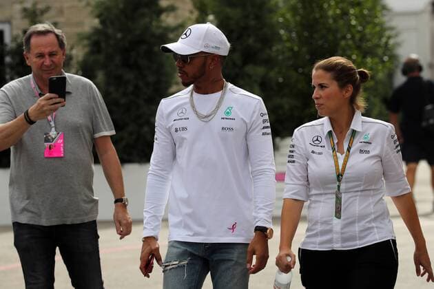 19.10.2017 - Lewis Hamilton (GBR) Mercedes AMG F1 W08 United States Grand Prix, Austin 19 - 22 October 2017 19.10.2017 - Lewis Hamilton (GBR) Mercedes AMG F1 W08 