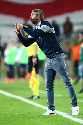 SOCCER - UEFA EL, Atiker vs RBS KONYA,TURKEY,19.OCT.17 - SOCCER - UEFA Europa League, Atiker Konyaspor vs Red Bull Salzburg. Image shows head coach Marco Rose (RBS). GEPAxpictures xFelixxRoittner