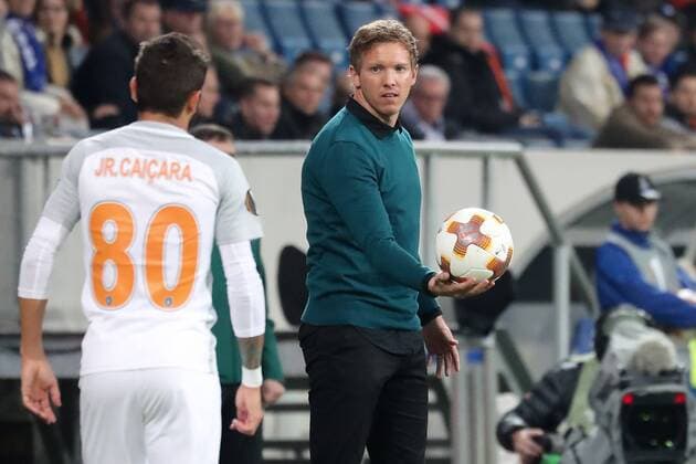 v left Junior Caicara Istanbul 80 Julian Nagelsmann team manager Head coach Hoffenheim Action shot Action Game scene Football UEFA Europe League TSG 1899 Hoffenheim Istanbul Basaksehir xozx