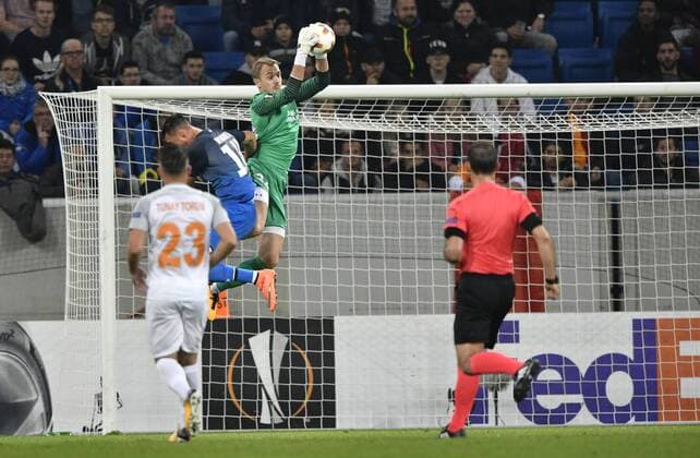 Penalty scene Torraumszene Goalkeeper Mert Günok Istanbul BB Medipol Basaksehir before Sandro Wagner TSG 1899 Hoffenheim TSG 1899 Hoffenheim vs Istanbul BB Medipol Basaksehir Europe League 19 10 2017 TSG 1899 Hoffenheim vs Istanbul BB Medipol Basaksehir