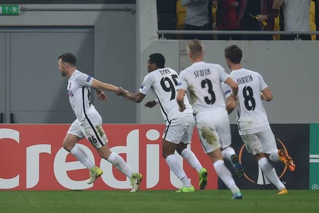 Football men Season 2017 2018 UEFA Europe League Group J 3 Matchday in Lvov Sorja Luhansk Hertha BSC v l Silas Sorja Luhansk Sorja Luhansk Oleksandr Svatok Sorja Luhansk Ihor Sorja Luhansk cheering After goal to 1 0 19 10 2017 Copyright: xMichaelxHundtx xMatthiasxKochx