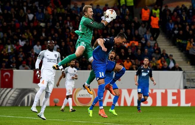 19 10 2017 xfux Football Europe League TSG 1899 Hoffenheim Istanbul Basaksehir FK emspor v l Mert Istanbul Basaksehir FK Sandro Wagner 1899 Hoffenheim Sinsheim