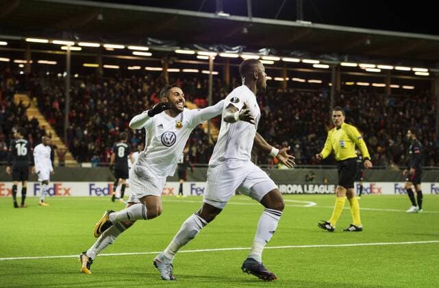 171019 Östersunds Saman Ghoddos jublar med Salisu Abdullahi Gero efter 1-1 under fotbollsmatchen Europa League mellan Östersund och Athletic Bilbao den 19 oktober 2017 i Östersund.  Copyright: NilsxJakobsson BB171019NJ049