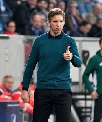 19 10 2017 xfux Football Europe League TSG 1899 Hoffenheim Istanbul Basaksehir FK emspor v l team manager Julian Nagelsmann 1899 Hoffenheim jubilant cheered cheering cheer gives Instructions gesticulates with the Poor gesticulate Gives instructions gesticulate gesticolando Sinsheim
