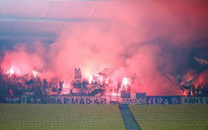 SOCCER - EL, A.Wien vs Rijeka VIENNA,AUSTRIA,19.OCT.17 - SOCCER - UEFA Europa League, FK Austria Wien vs HNK Rijeka. Image shows fans of Rijeka. GEPAxpictures xPatrickxLeuk