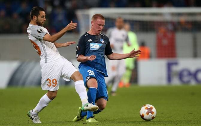 Football Europe League TSG 1899 Hoffenheim Istanbul Basaksehir Group C at 19 10 2017 in the Wirsol Rhine Neckar Arena xmdx Alparslan Erdem 39 Istanbul Basaksehir Philipp Ochs 30 1899 Hoffenheim TSG 1899 Hoffenheim Istanbul Basaksehir