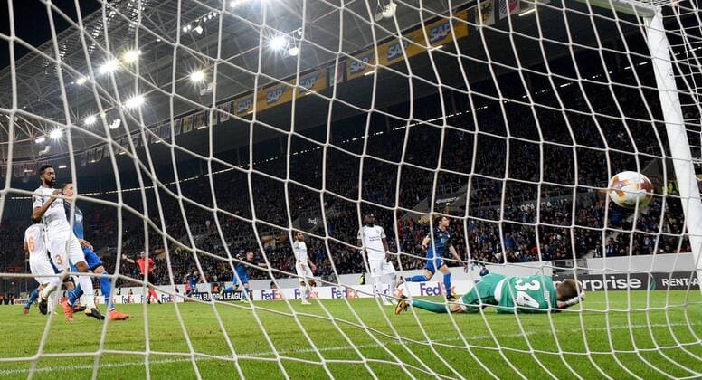 19 10 2017 xfux Football Europe League TSG 1899 Hoffenheim Istanbul Basaksehir FK emspor v l Nico Schulz 1899 Hoffenheim Mert Istanbul Basaksehir FK Goal Scored goal to 3 0 Sinsheim