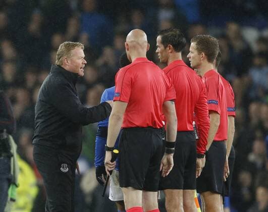 Ronald Koeman manager of Everton has words with the officials during the Europa League Group E match at Goodison Park Stadium, Liverpool. Picture date: October 19th 2017. Picture credit should read: Simon Bellis Sportimage EDITORIAL USE ONLY. No use with unauthorised audio, video, data, fixture lists, club league logos or live services. Online in-match use limited to 120 images, no video emulation. No use in betting, games or single club league player publications.