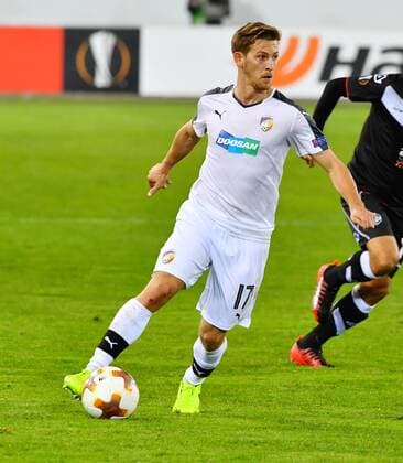 19 10 2017 Lucerne Swissporarena Football men Europe League Season 2017 2018 FC Lugano Viktoria Pilsen Picture shows Patrik Hrosovsky Pilsen Action shot Single