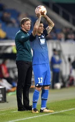 Throw Steven Zuber TSG 1899 Hoffenheim before team manager Coach Julian Nagelsmann TSG 1899 Hoffenheim TSG 1899 Hoffenheim vs Istanbul BB Medipol Basaksehir Europe League 19 10 2017 TSG 1899 Hoffenheim vs Istanbul BB Medipol Basaksehir