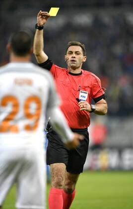 Dmitri Mosyakin RUS shows Kerim free Istanbul BB Medipol Basaksehir Yellow Card yellow Warning TSG 1899 Hoffenheim vs Istanbul BB Medipol Basaksehir Europe League 19 10 2017 TSG 1899 Hoffenheim vs Istanbul BB Medipol Basaksehir