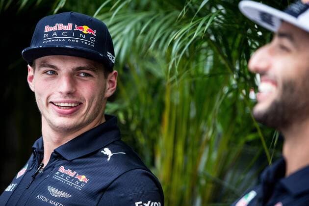 19.10.2017 - Max Verstappen (NED) Red Bull Racing RB13 and Daniel Ricciardo (AUS) Red Bull Racing RB13 United States Grand Prix, Austin 19 - 22 October 2017 19.10.2017 - Max Verstappen (NED) Red Bull Racing RB13 and Daniel Ricciardo (AUS) Red Bull Racing RB13 