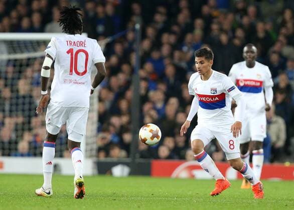 19th October 2017, Goodison Park, Liverpool, England; UEFA Europa League football, Everton versus Lyon; Houssem Aouar of Lyon brings the ball under control  ActionPlus11941540