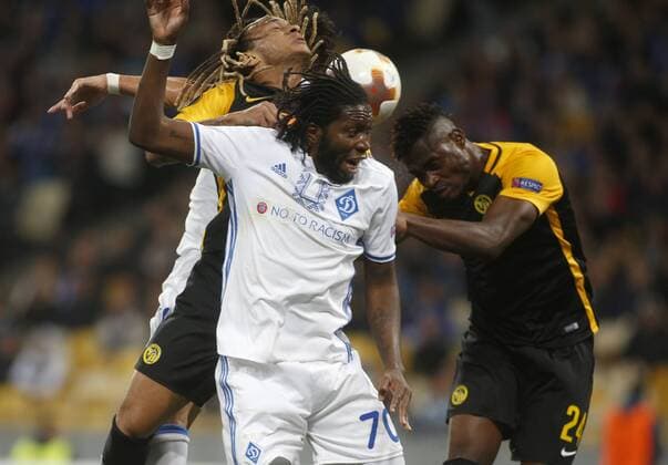 October 19, 2017 - Dieumerci Mbokani (C) of Dynamo vies for the ball with Kasim Nuhu (R) and Kevin Mbabu (L) of Young Boys during t the UEFA Europa League Group B soccer match between FC Dynamo Kyiv and FC Young Boys at the NSK Olimpiyskyi in Kyiv, Ukraine, October 19, 2017. The UEFA Europa League Group B soccer match between FC Dynamo Kyiv and FC Young Boys at the NSK Olimpiyskyi in Kyiv. - ZUMAs334 80533871st Copyright: xAnatoliixStepanovx