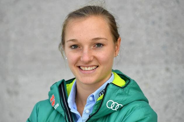 Catherine Althaus Ski jumping Private Photo shooting Single Partly sliced Single subject Portrait Portrait Portrait DSV German Ski Federation Press call occasion the Einkleidung in Carmen WUERTH Forum in at 19 10 2017 Season 2017 2018
