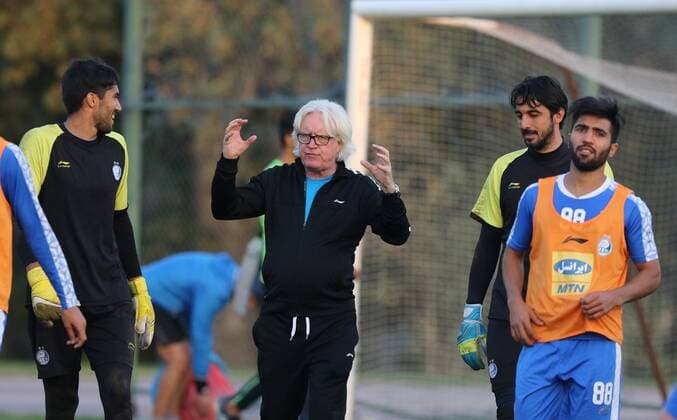 Persian Gulf Pro League Esteghlal Teheran training Winfried Schäfer 