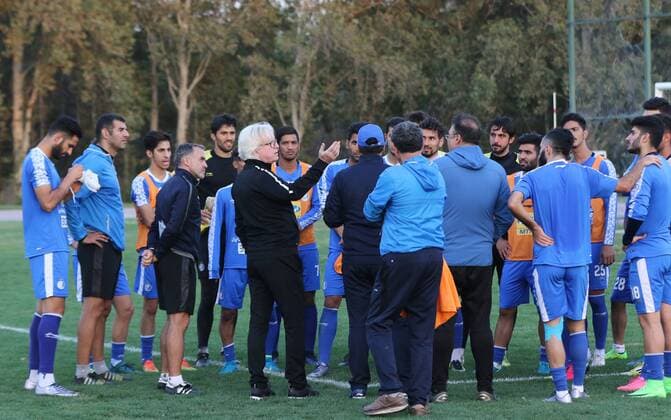 Persian Gulf Pro League Esteghlal Teheran training Winfried Schäfer 