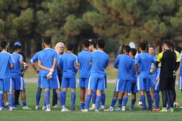 Persian Gulf Pro League Esteghlal Teheran training Winfried Schäfer 