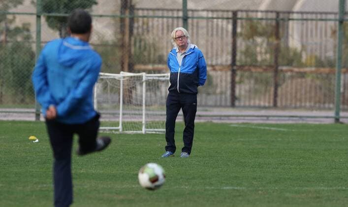 Persian Gulf Pro League Esteghlal Teheran training Winfried Schäfer 