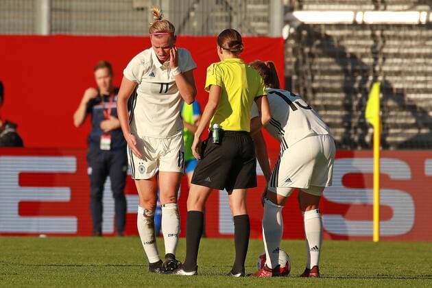 20 10 2017 xavx Soccer WC Qualification Women Germany Iceland emspor v l Alexandra Popp Germany Germany Wiesbaden
