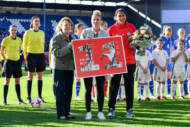 Farewell Anja Mittag Football World Cup 2019 Qualification Germany Iceland xmkx