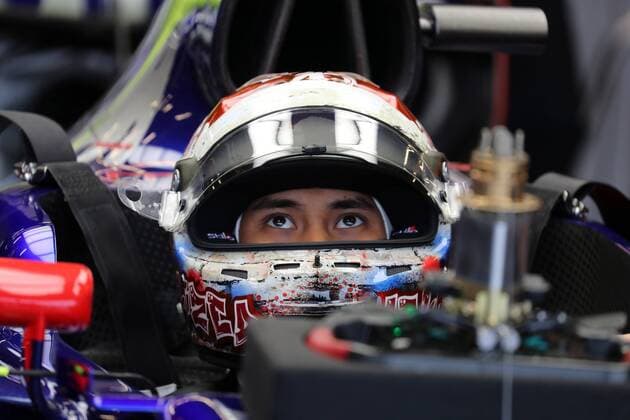 20.10.2017 - Free Practice 1, Sean Gelael (INA) Test driver, Scuderia Toro Rosso STR12 United States Grand Prix, Austin 19 - 22 October 2017 20.10.2017 - Free Practice 1, Sean Gelael (INA) Test driver, Scuderia Toro Rosso STR12 