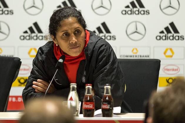20 10 2017 xavx Soccer World Cup Qualification Women Germany Iceland emspor v l Bundestrainerin Steffi Jones Deuschland Germany disappointed disappointed looking dissapointed at the press conference after the match against Iceland Wiesbaden