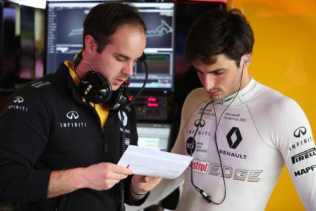 20.10.2017 - Free Practice 1, Carlos Sainz Jr (ESP) Renault F1 Team RS17 United States Grand Prix, Austin 19 - 22 October 2017 20.10.2017 - Free Practice 1, Carlos Sainz Jr (ESP) Renault Sport F1 Team RS17 