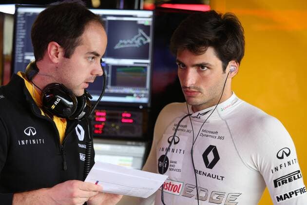 20.10.2017 - Free Practice 1, Carlos Sainz Jr (ESP) Renault F1 Team RS17 United States Grand Prix, Austin 19 - 22 October 2017 20.10.2017 - Free Practice 1, Carlos Sainz Jr (ESP) Renault Sport F1 Team RS17 