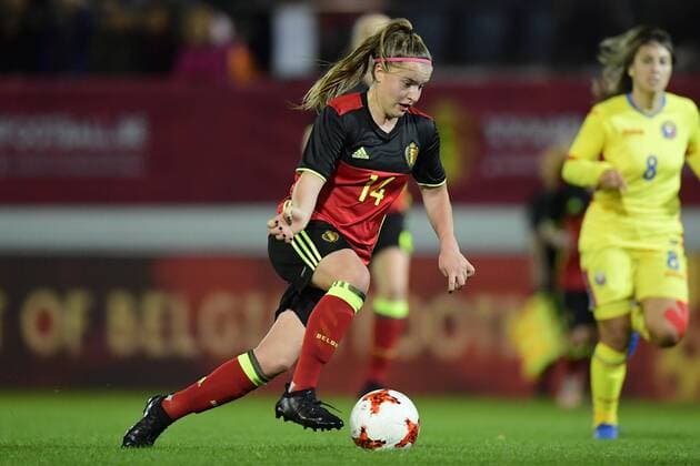 LEUVEN, BELGIUM - OCTOBER 20 : Davina Vanmechelen forward of Belgium in action during the Women s 2019 World Cup Qualifier Group F match between Belgium and Romania at the Den Dreef Stadium on October 20, 2017 in Leuven, Belgium, FOOTBALL : Belgique vs Roumanie - Qualification Coupe du Monde Femine 2019 - 21 10 2017 PhotoNews Panoramic 