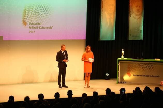 20 10 2017 Deutsche Akademie für Fussbalkultur Footballgala Award Walter Bensemann Prize 2015 JüRa Katrin Müller Hohenstein Moderator Dr Ulrich Maly Lord Mayor City of Nuremberg