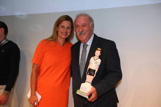 20 10 2017 German academy for football education Footballgala awards Walter Bensemann Prize 2015 JüRa Vicente del Bosque Trainer Katrin Müller Hohenstein Moderator