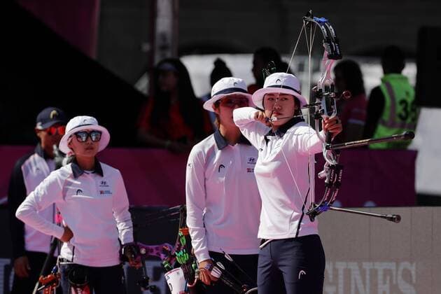 South Korea s team mambers Song Yun Soo, So Chaewon and Choi Bomin compete against Germany for the bronze medal during the World Archery Championships 2017 female compound bow outdoor event in Mexico City, Mexico, 21 October 2017. World Archery Championships in Mexico City !ACHTUNG: NUR REDAKTIONELLE NUTZUNG!  Copyright: xJoséxMéndezx CMX003 20171021-636442187606626190