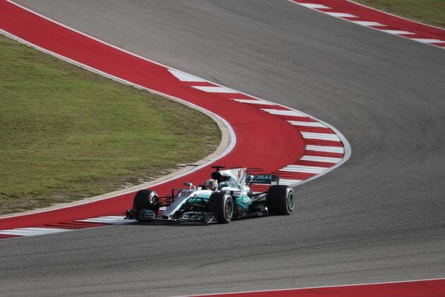 21.10.2017 - Qualifying, Lewis Hamilton (GBR) Mercedes AMG F1 W08 United States Grand Prix, Austin 19 - 22 October 2017 21.10.2017 - Qualifying, Lewis Hamilton (GBR) Mercedes AMG F1 W08 
