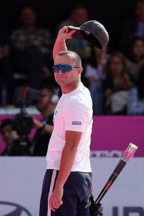 Bogenschießen, WM in Mexiko French Sebastien Peineau competes before Danish Stephan Hansen for the gold medal during the men s composite bow competition of the 2017 World Archery Championships, in Mexico City, Mexico, 21 October 2017. 2017 World Archery Championships in Mexico City !ACHTUNG: NUR REDAKTIONELLE NUTZUNG!  Copyright: xJosexMendezx MEX01 20171022-636442406853677716