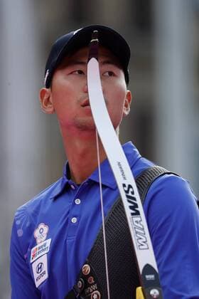 Bogenschießen, WM in Mexiko China Taipei s Wei Chun-Heng competes for the gold medal against South Korean Im Dong Hyun during the World Archery Championships 2017 individual men s recurve bow outdoor event in Mexico City, Mexico, 22 October 2017. World Archery Champioships 2017 in Mexico City !ACHTUNG: NUR REDAKTIONELLE NUTZUNG!  Copyright: xJoséxMéndezx CMX053 20171023-636443207289853448