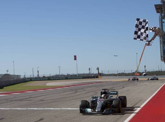 Motorsports: FIA Formula One World Championship WM Weltmeisterschaft 2017, Grand Prix of United States, 44 Lewis Hamilton (GBR, Mercedes AMG Petronas F1 Team), Austin United States of America