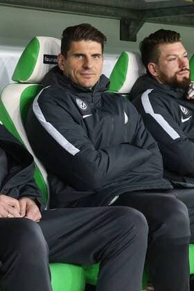 Mario Gomez VfL Wolfsburg 1 Football Bundesliga Season 2017 2018 VfL Wolfsburg vs TSG Hoffenheim in the Volkswagen Arena in Wolfsburg Germany Football Man 22 22 2017