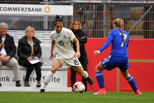 Two-match Sara Doorsoun Germany Germany DFB 15 with Asla Johannesen Faroe Islands 7 Soccer World Cup 2019 Qualification Germany Faroe Islands xmkx