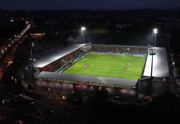 24 10 2017 xsvx Soccer DFB Pokal SV Wehen Wiesbaden FC Schalke 04 emspor v l View from the Circon to the Brita Arena Floodlight Overview Symbolbild Kurt Schumacherring Berliner Straße Amtosphäre Wiesbaden