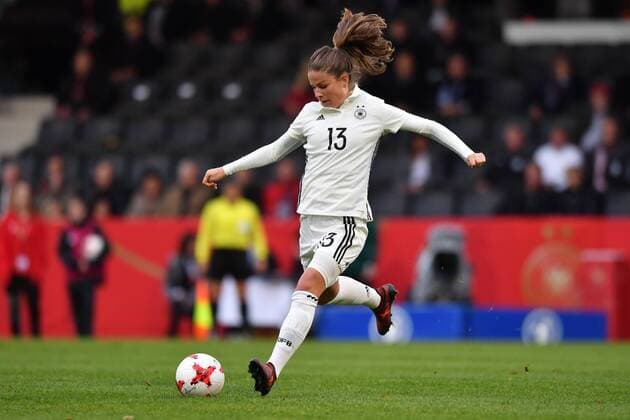 Melanie Leupolz Germany Germany DFB 13 in a row in action in action FIFA World Cup 2019 Qualification Germany Faroe Islands xmkx