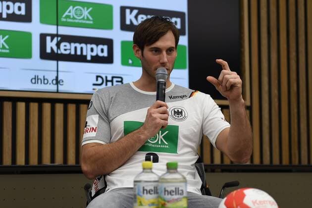 Handball Mens National Team Germany Spain in Berlin Press Conference Team captain Uwe Gensheimer Nr 3 Germany 25 10 17 Copyright: xMichaelxHundtx xMatthiasxKochx