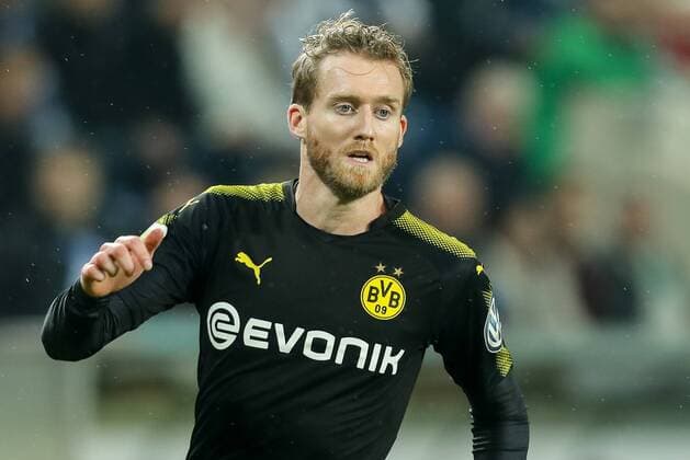 Magdeburg Germany 24 10 2017 DFB Pokal 2 Round 1 FC Magdeburg BV Germany Borussia Dortmund Andre Schuerrle BVB watch DeFodi048