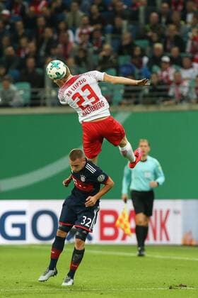 Joshua Kimmich FC Bayern Munich vs. Marcel Halstenberg RB Leipzig 2 Main Round DFB Pokal season 2017 2018 RasenBallsport Leipzig vs FC Bayern Munich in the Red Bull Arena in Leipzig Action Germany Football Man Maenner 25 10 2017