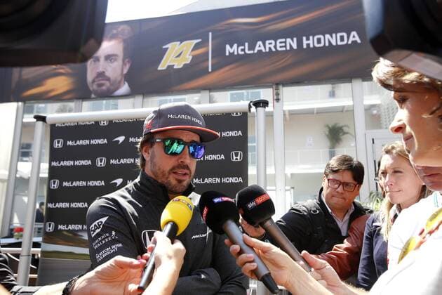 Spanish driver Fernando Alonso of McLaren adresses the media at the Hermanos Rodriguez racetrack where Mexico s Formula One Grand Prix will be celebrated next Sunday in Mexico City, Mexico, 26 October 2017. Mexico s Grand Prix !ACHTUNG: NUR REDAKTIONELLE NUTZUNG!  Copyright: xUlisesxRuizxBasurtox CMX003 20171026-636446448820158226