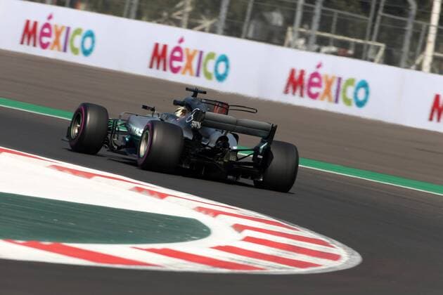 27.10.2017 - Free Practice 1, Lewis Hamilton (GBR) Mercedes AMG F1 W08 Mexican Grand Prix, Mexico City 26 - 29 October 2017 27.10.2017 - Free Practice 1, Lewis Hamilton (GBR) Mercedes AMG F1 W08 